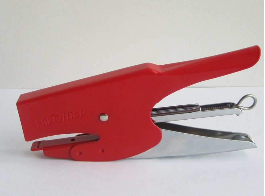 stapler-7